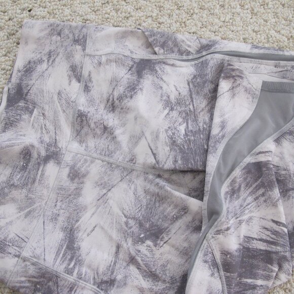 Lululemon Crop Running Leggings - 8 - Picture 12 of 14
